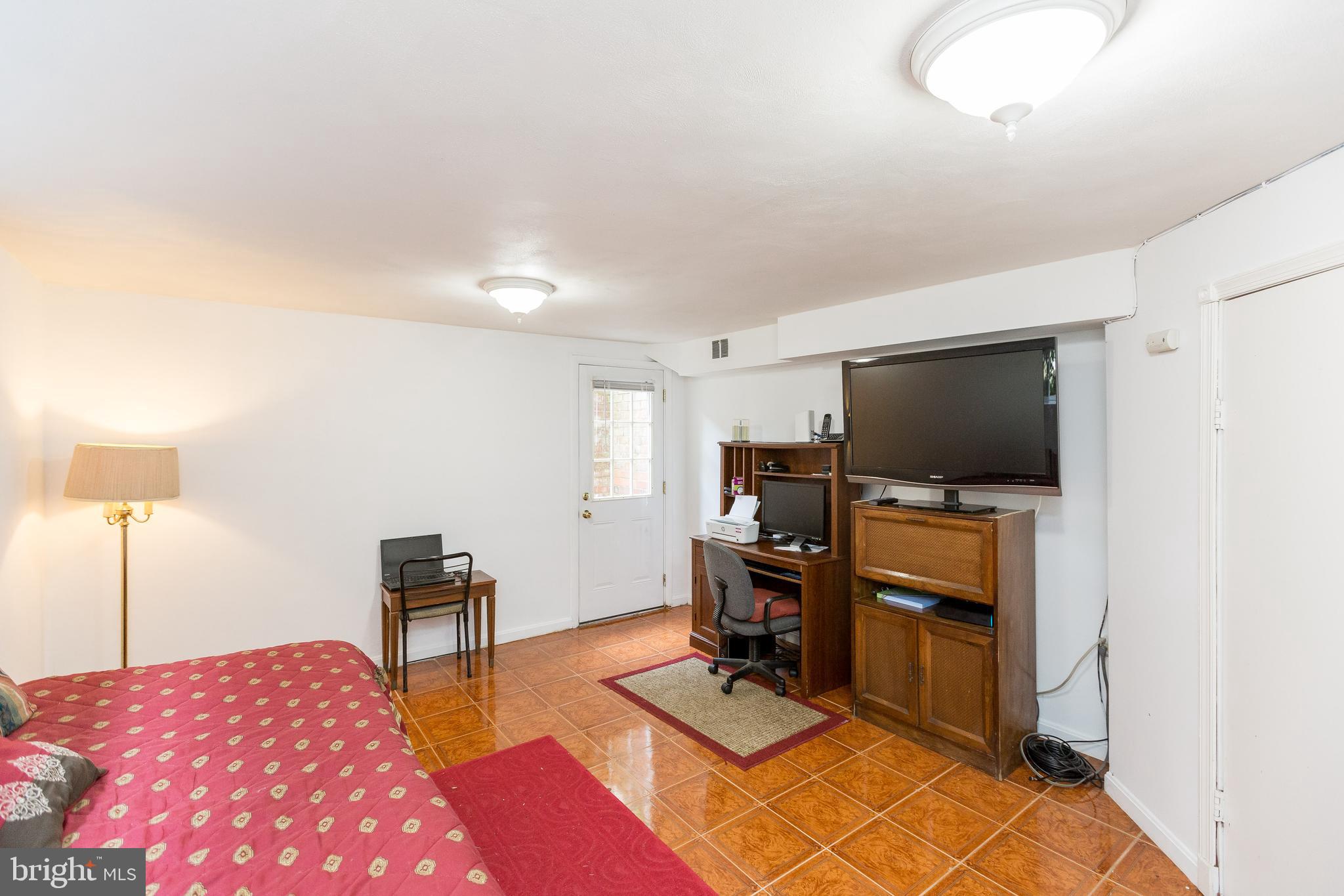 4400 Emden Street Silver Spring, MD 20906 - Photo 25 of 35 Lower Lvl/ 4th Bedroom