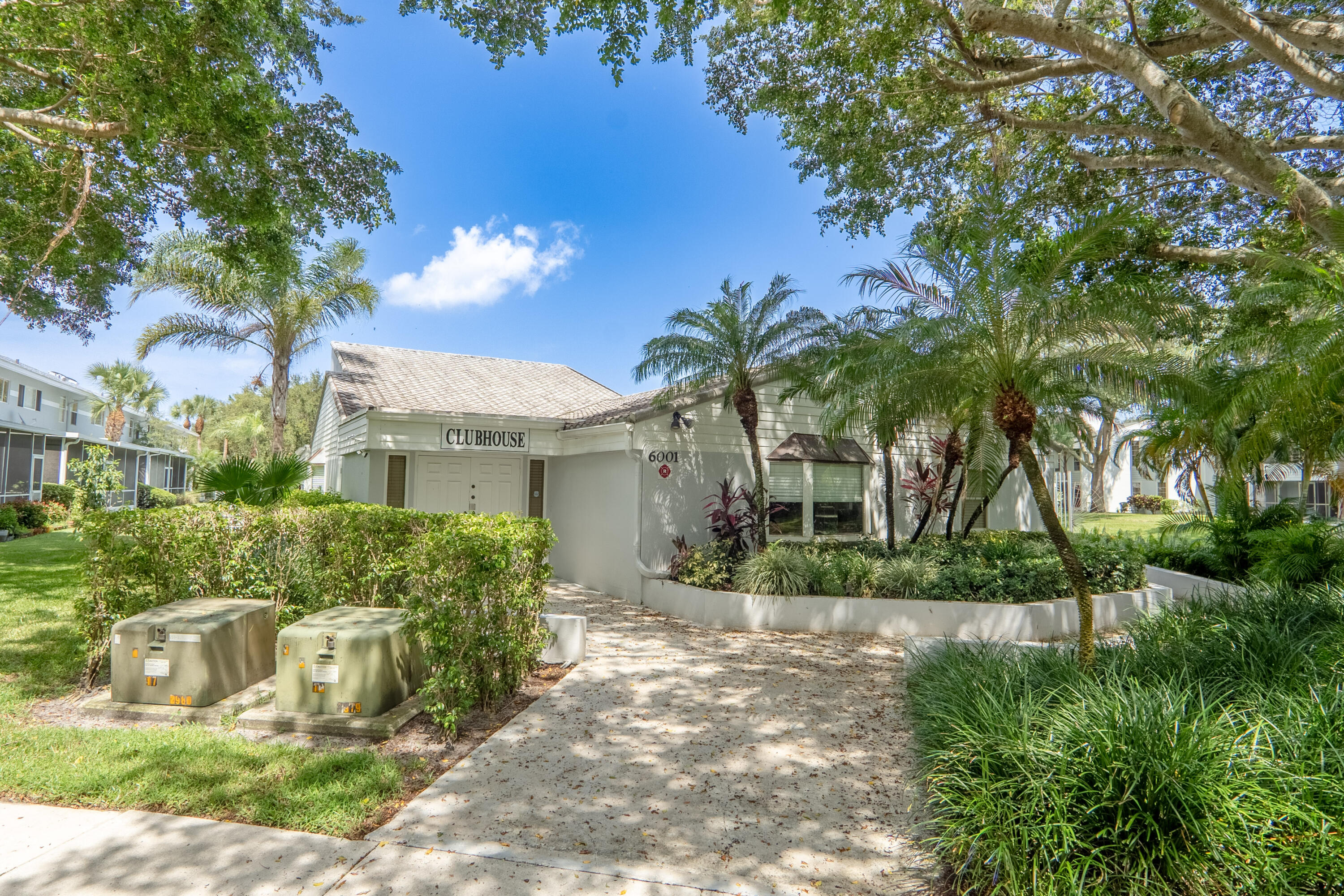 6101 Old Court Road, Unit 240 Boca Raton, FL 33433 - Photo 29 of 36 Clubhouse