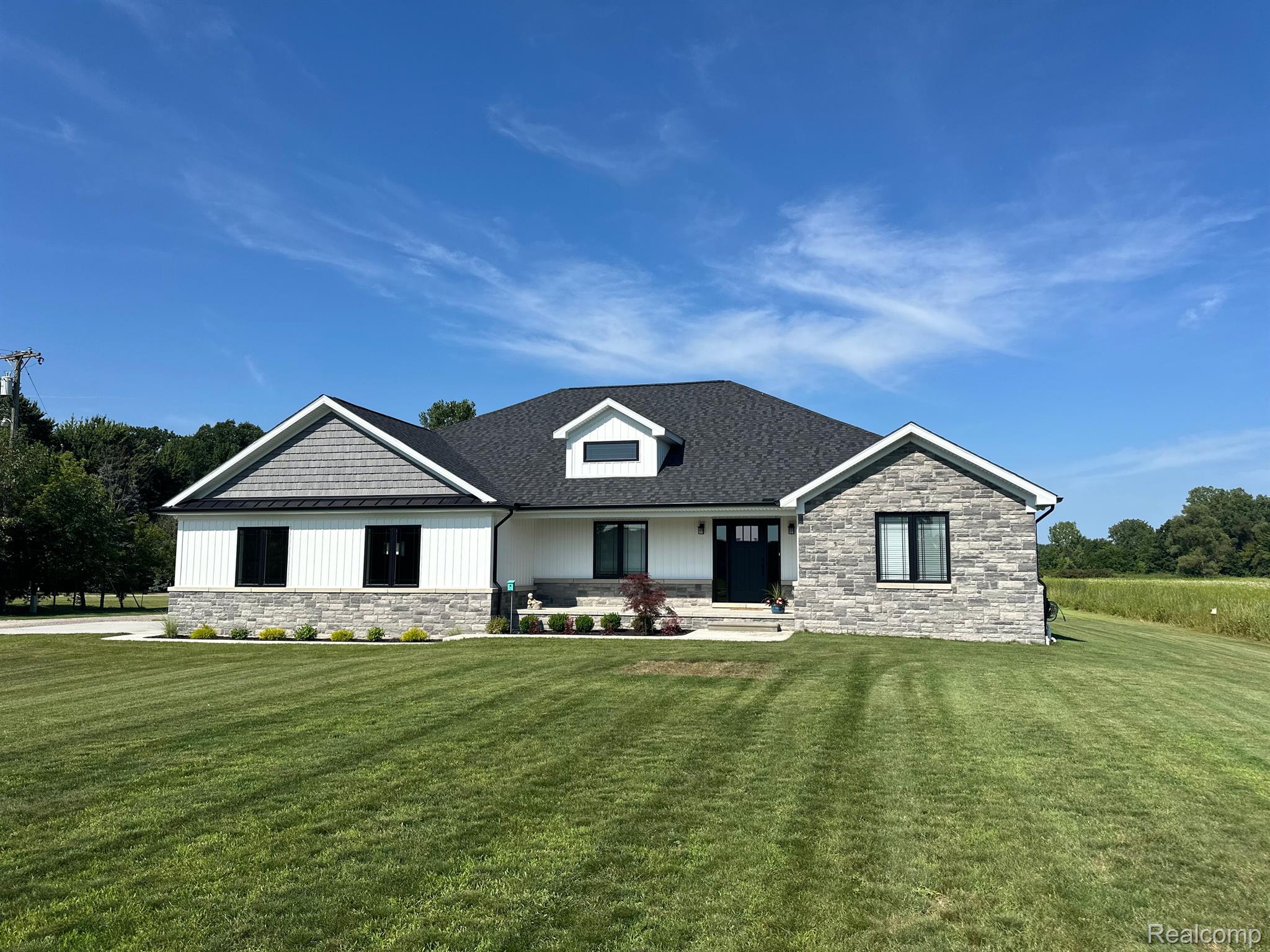 80601 Capac Road Armada, MI 48005 - Photo 2 of 99 Gallery Image 2