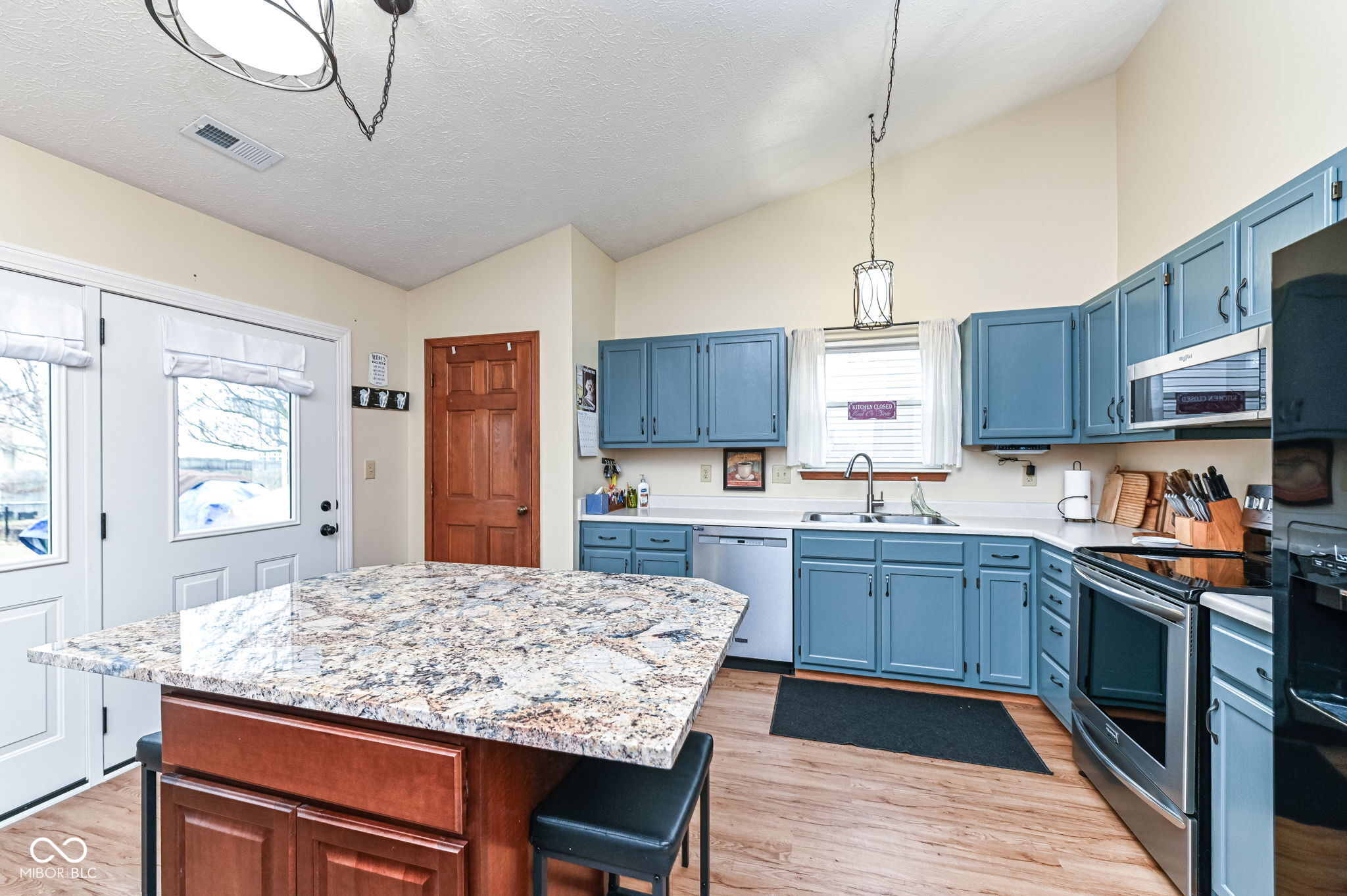 7344 Quartz Rock Road Indianapolis, IN 46236 - Photo 9 of 30 Gallery Image 9