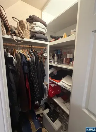 $2,500 | 130 East Clinton Avenue, Bergenfield, NJ 07621