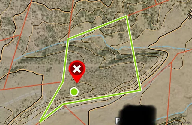 a view of a tennis court