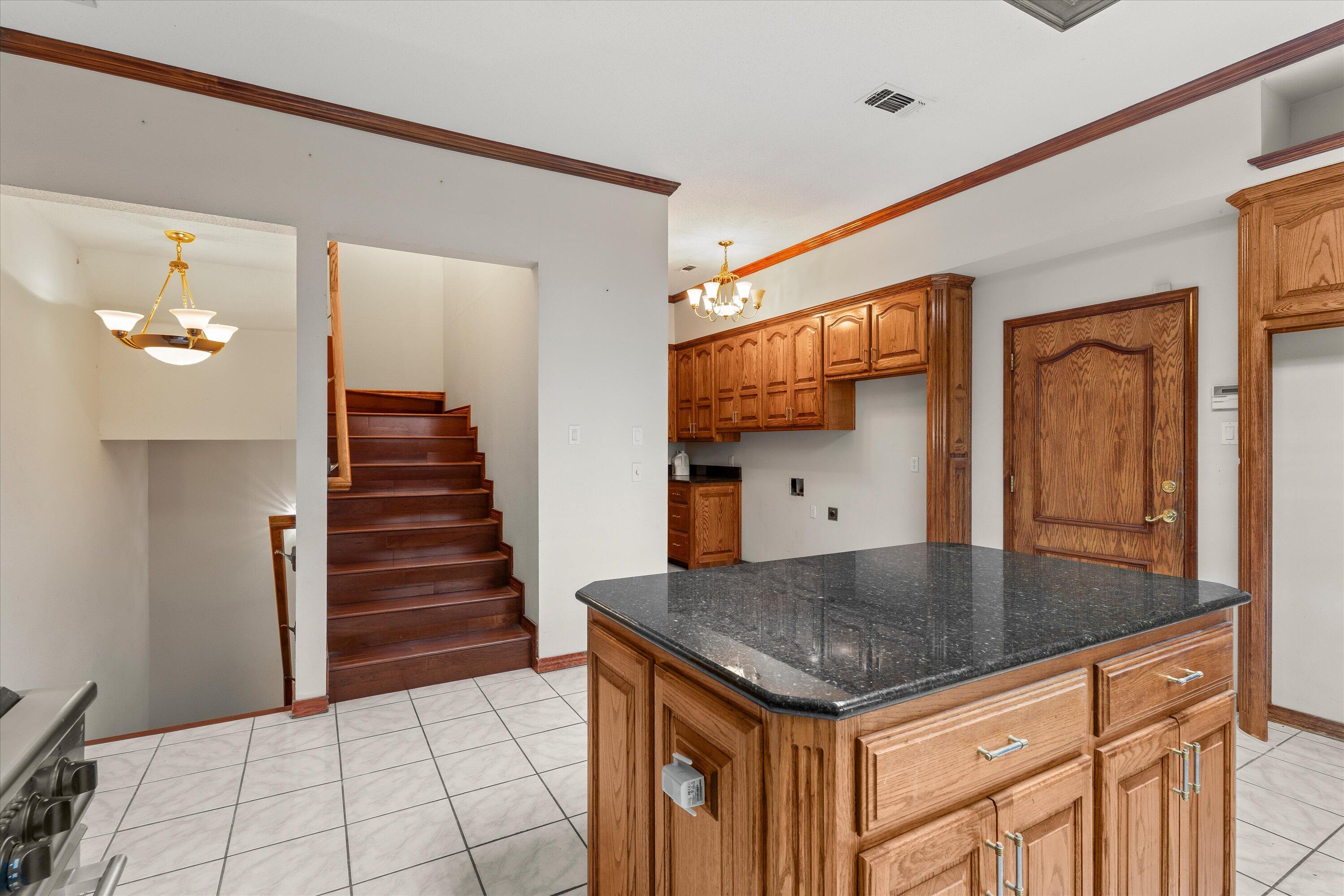 2404 York Avenue Lubbock, TX 79407 - Photo 15 of 88 23-2404 York Ave