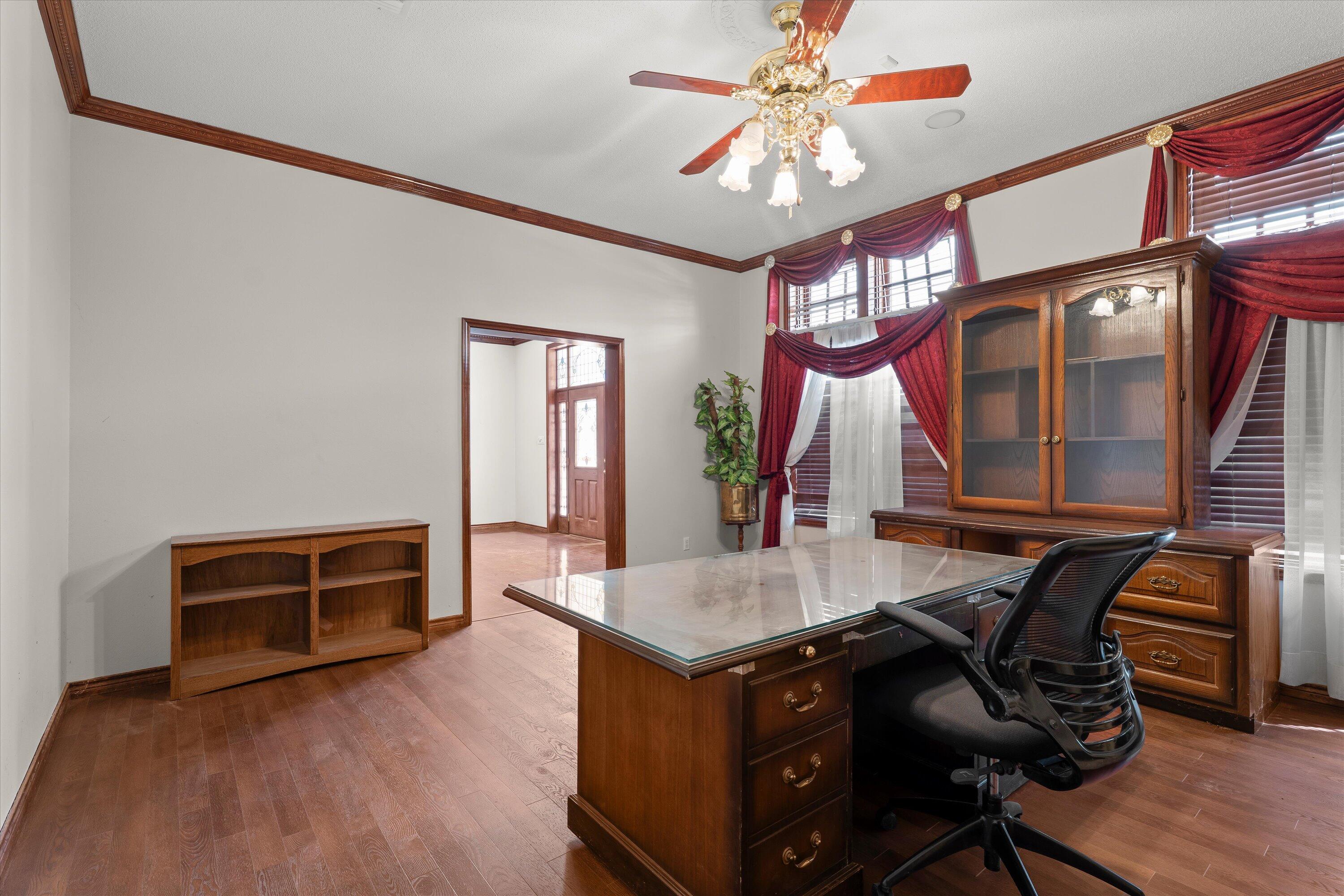 2404 York Avenue Lubbock, TX 79407 - Photo 32 of 88 37-2404 York Ave