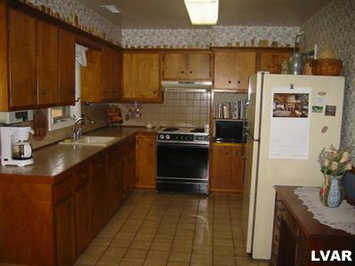 4937 Egypt Road Coplay, PA 18037 - Photo 8 of 11 Kitchen