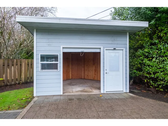 $399,900 | 3324 Ferndell Street Northeast, Salem, OR 97301