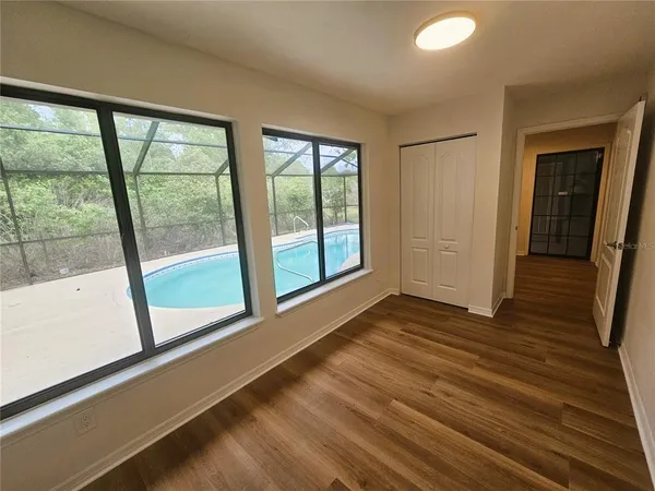 $349,900 | 6625 Foxmoor Drive, Zephyrhills, FL 33542