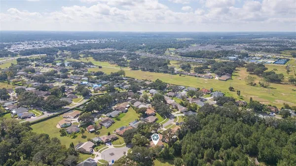 $349,900 | 6625 Foxmoor Drive, Zephyrhills, FL 33542