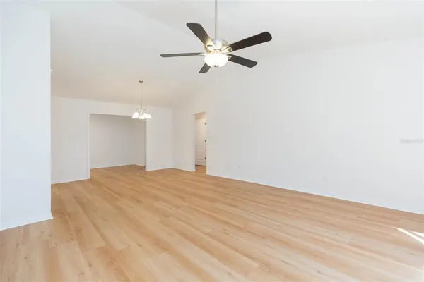 $349,900 | 6625 Foxmoor Drive, Zephyrhills, FL 33542