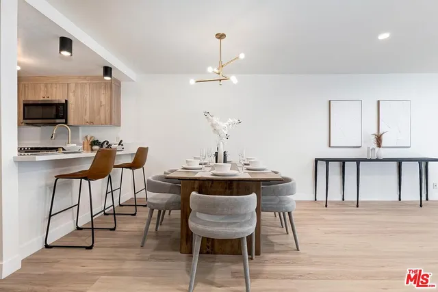 $799,000 | 1633 South Bentley Avenue, Unit 204, Los Angeles, CA 90025