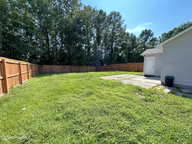 $1,200 | 2168 Brandymill Lane, Jacksonville, NC 28546