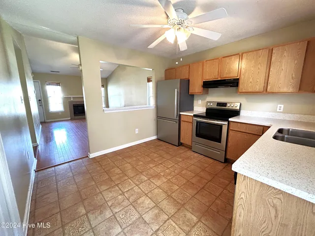 $1,200 | 2168 Brandymill Lane, Jacksonville, NC 28546