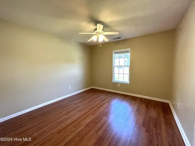 $1,200 | 2168 Brandymill Lane, Jacksonville, NC 28546