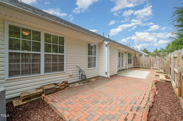 $313,900 | 2114 Sweetbay Circle, Burlington, NC 27215