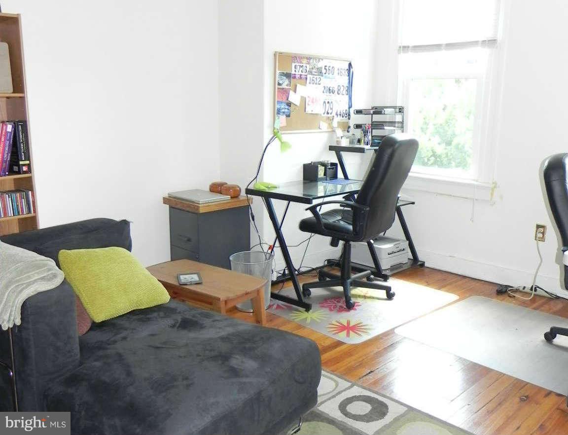 4138 Falls Road Baltimore, MD 21211 - Photo 21 of 29 Bedroom