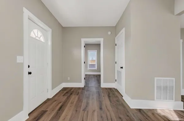 $184,900 | 17503 Wayne Street, Zanesville, IN 46799