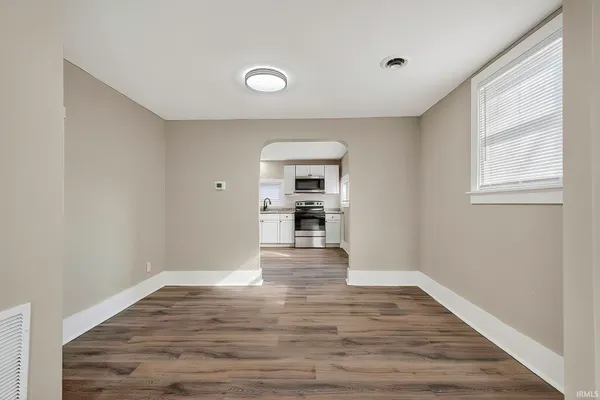 $184,900 | 17503 Wayne Street, Zanesville, IN 46799