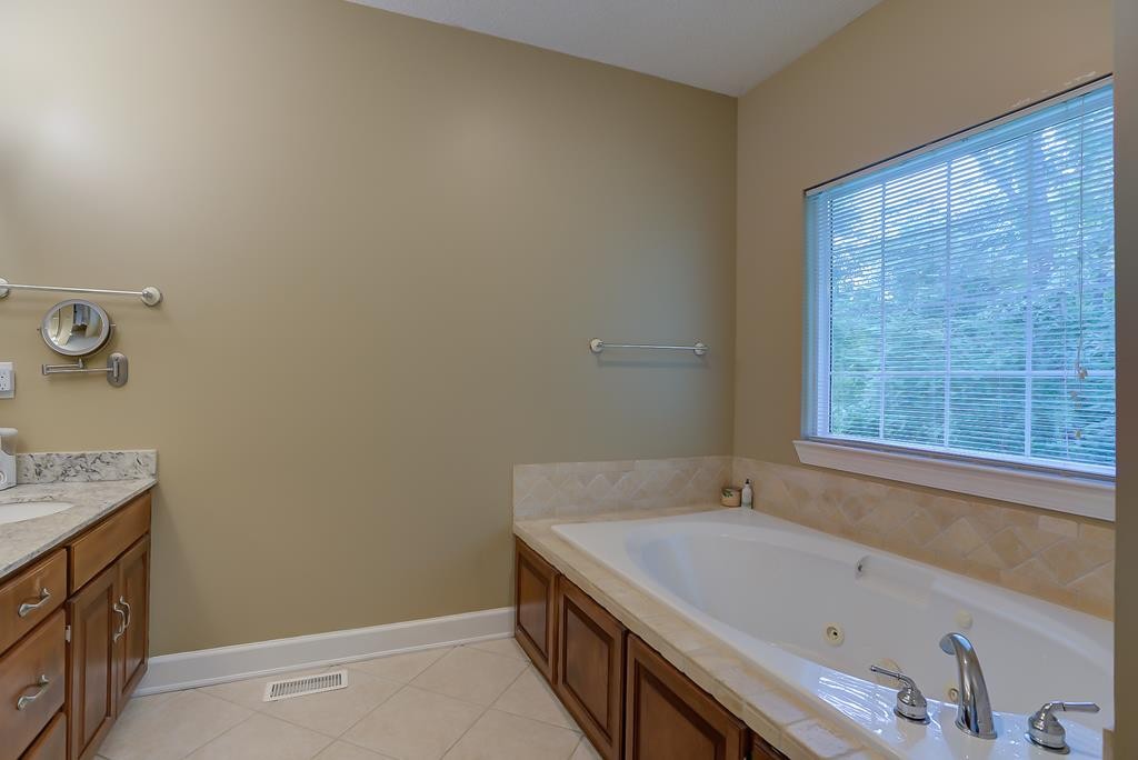 1980 Ridge Point Drive Northwest Cleveland, TN 37311 - Photo 13 of 27 Gallery Image 13