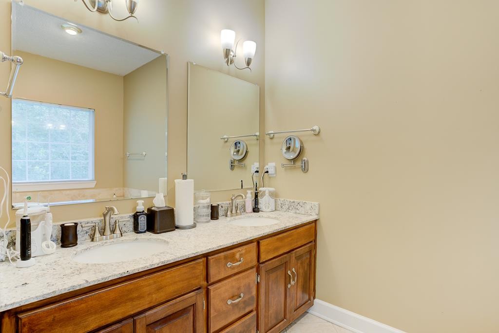 1980 Ridge Point Drive Northwest Cleveland, TN 37311 - Photo 14 of 27 Gallery Image 14