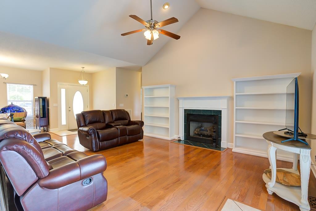 1980 Ridge Point Drive Northwest Cleveland, TN 37311 - Photo 5 of 27 Gallery Image 5