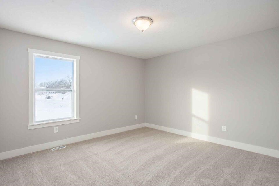 212 Tallman Rdg Court Southwest Walker, MI 49534 - Photo 24 of 35