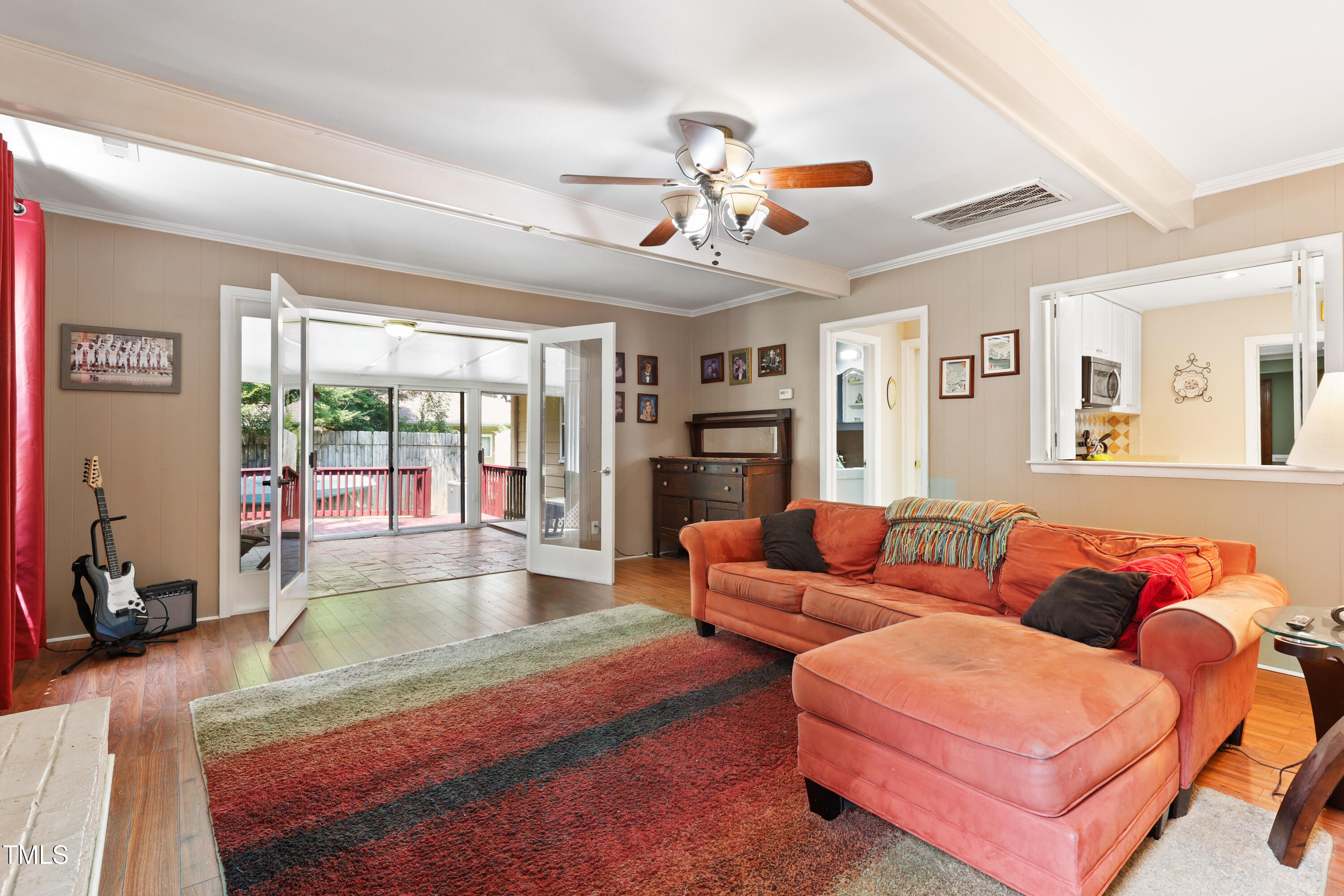 821 Woodburn Road Raleigh, NC 27605 - Photo 11 of 45 27