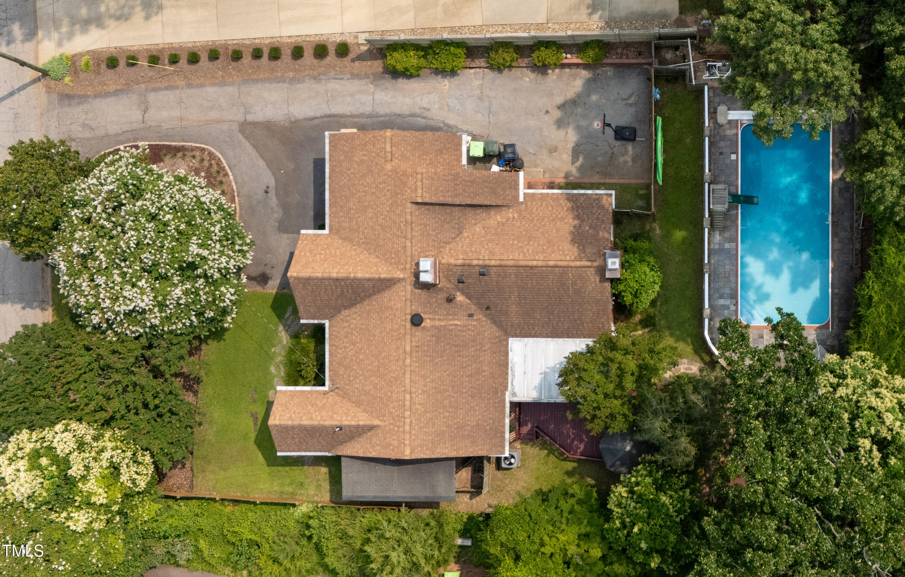 821 Woodburn Road Raleigh, NC 27605 - Photo 40 of 45 46