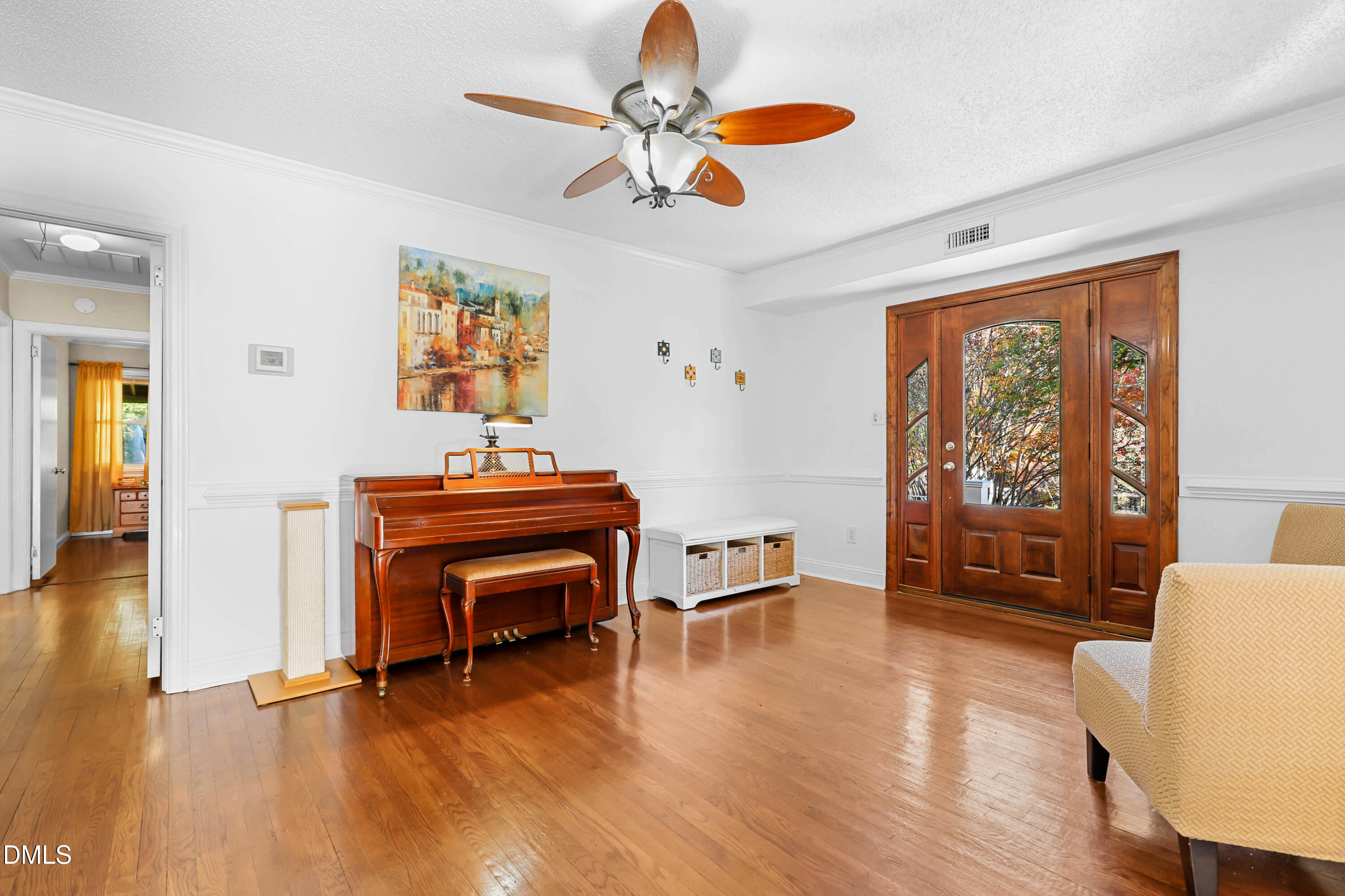 821 Woodburn Road Raleigh, NC 27605 - Photo 4 of 45 _MG_0504