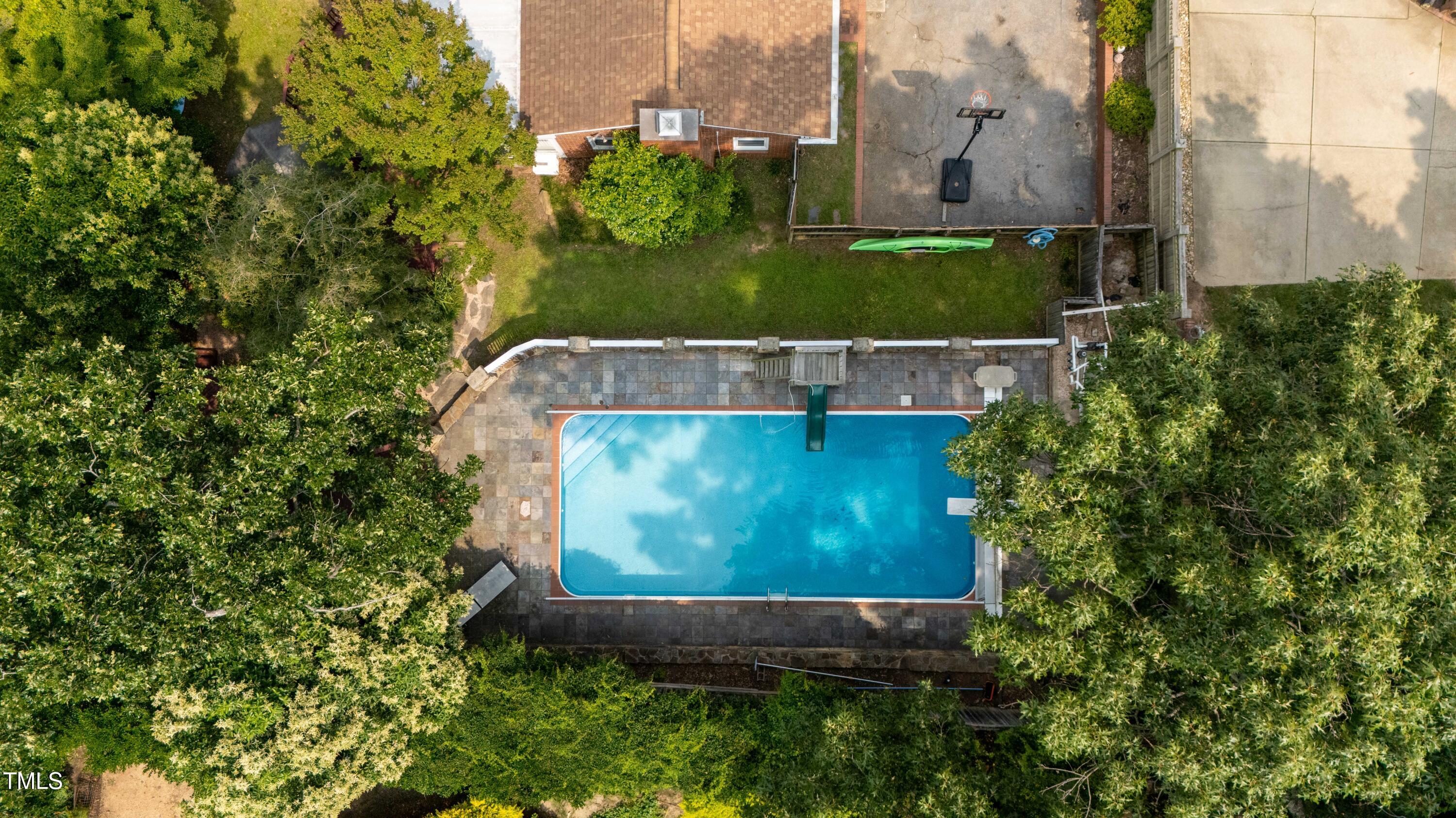 821 Woodburn Road Raleigh, NC 27605 - Photo 43 of 45 49