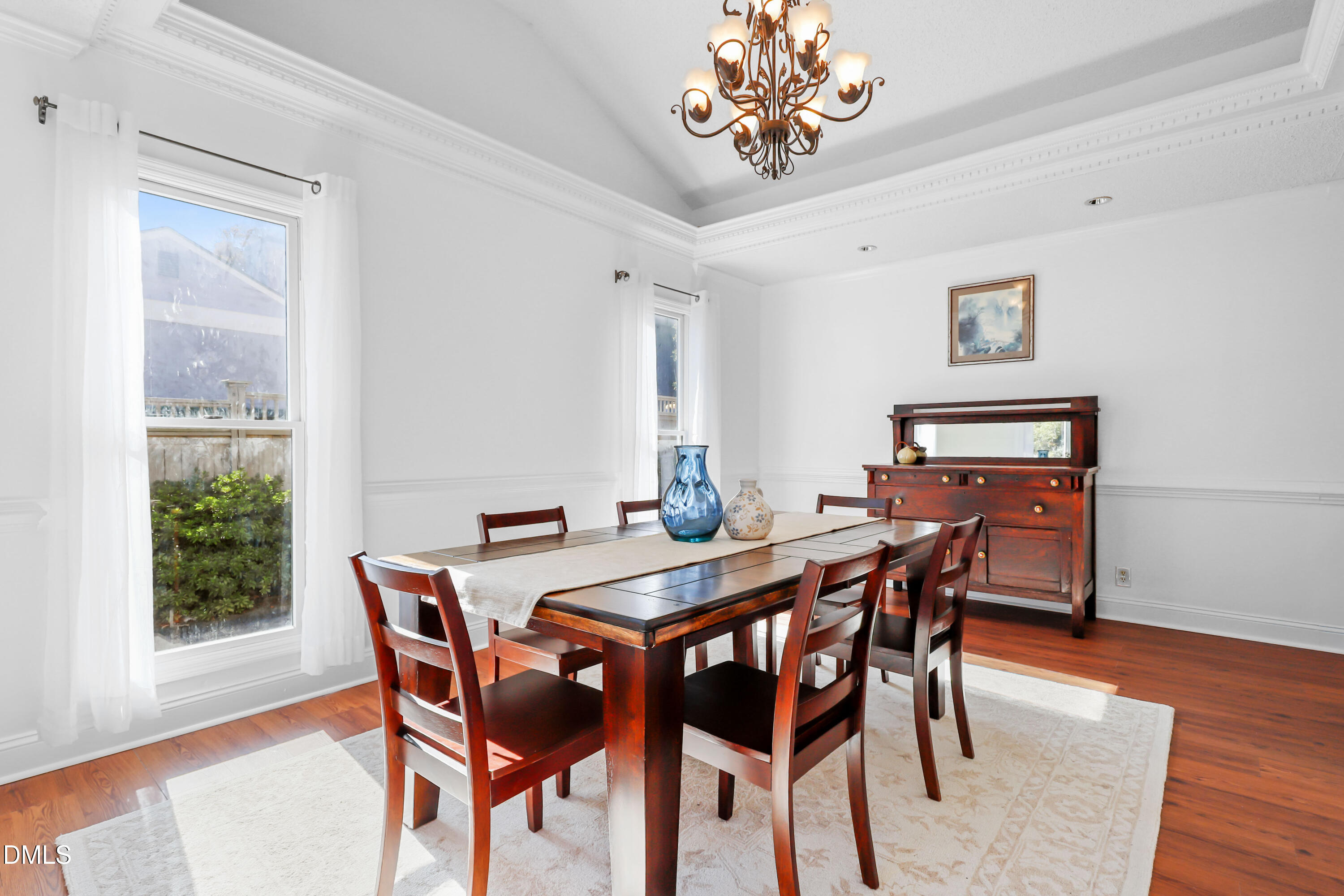 821 Woodburn Road Raleigh, NC 27605 - Photo 6 of 45 _MG_0521