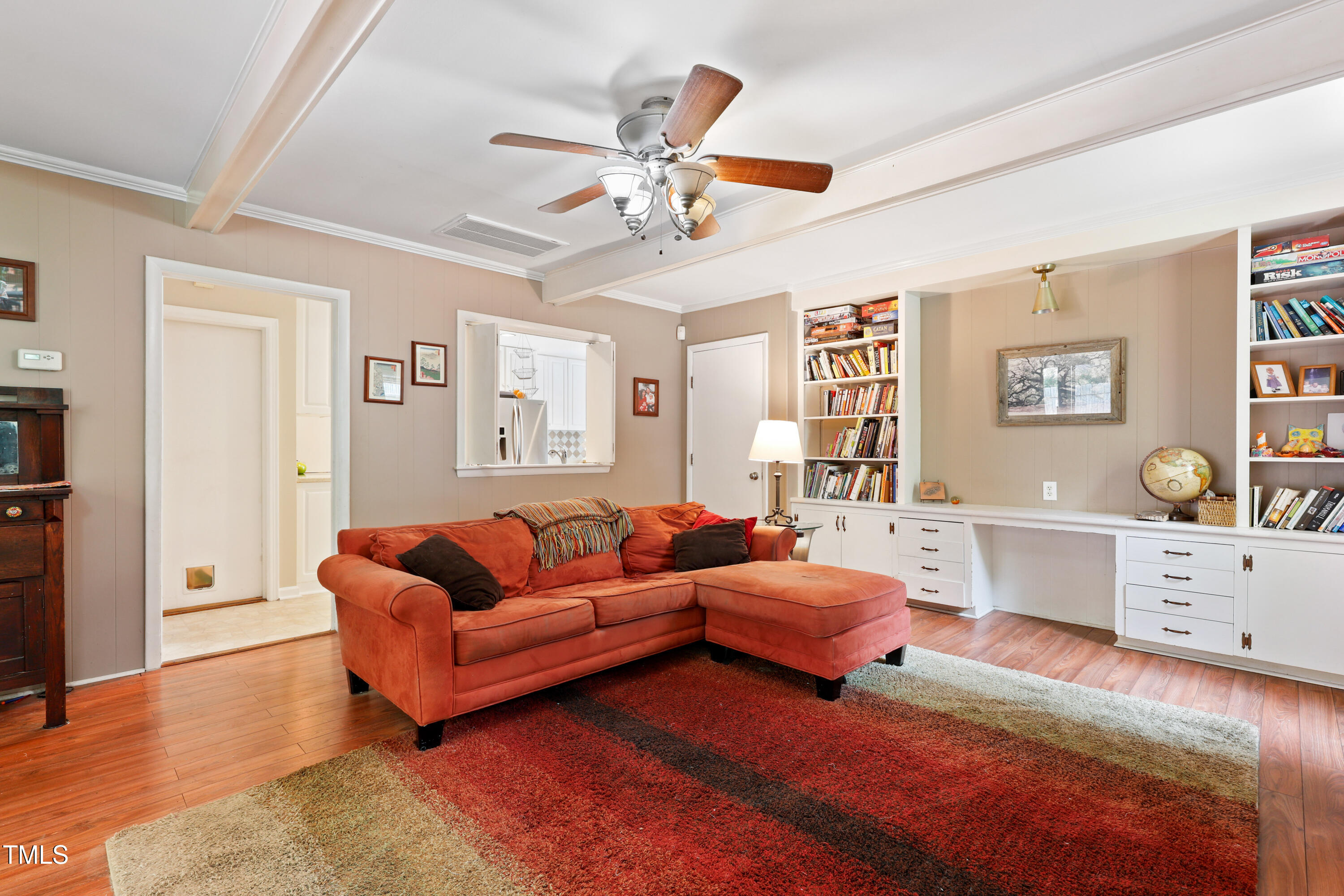 821 Woodburn Road Raleigh, NC 27605 - Photo 10 of 45 26