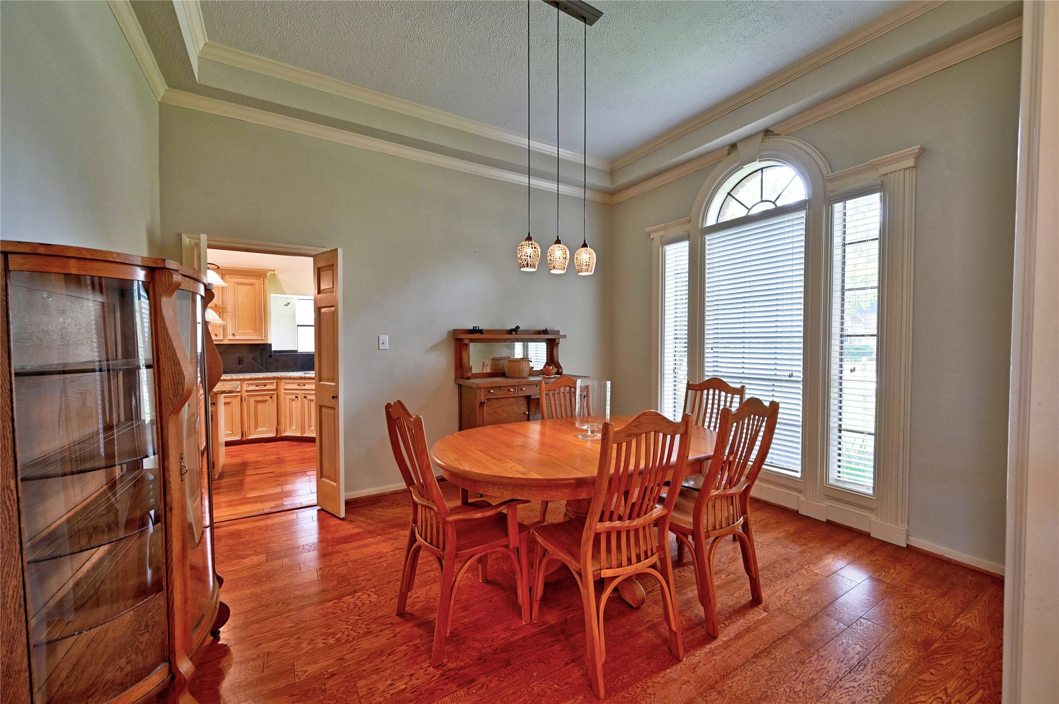 6018 Spring Creek Lane Spring, TX 77379 - Photo 4 of 50 Gallery Image 4