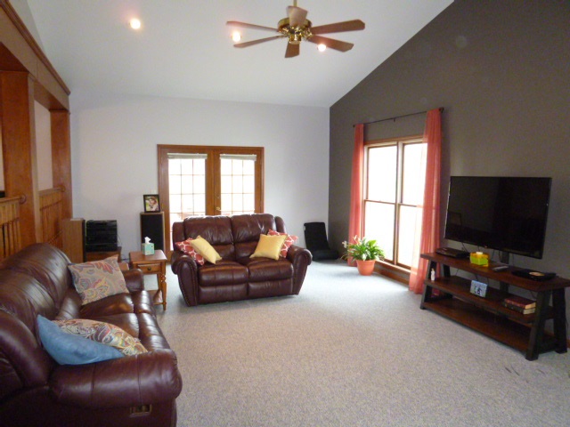 2 Miller Road Evansville, IN 47712 - Photo 9 of 26 Gallery Image 9