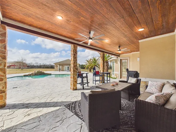 $1,499,000 | 1195 County Road 150, Alvin, TX 77511