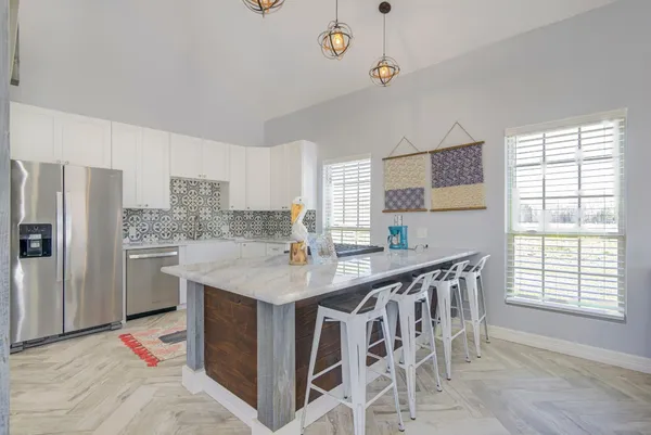 $1,499,000 | 1195 County Road 150, Alvin, TX 77511