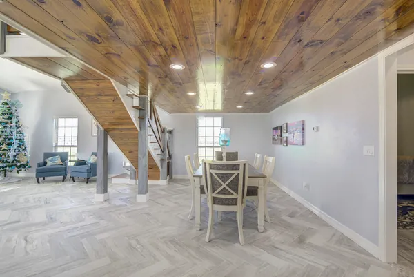 $1,499,000 | 1195 County Road 150, Alvin, TX 77511