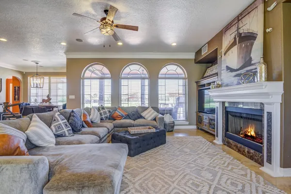 $1,499,000 | 1195 County Road 150, Alvin, TX 77511