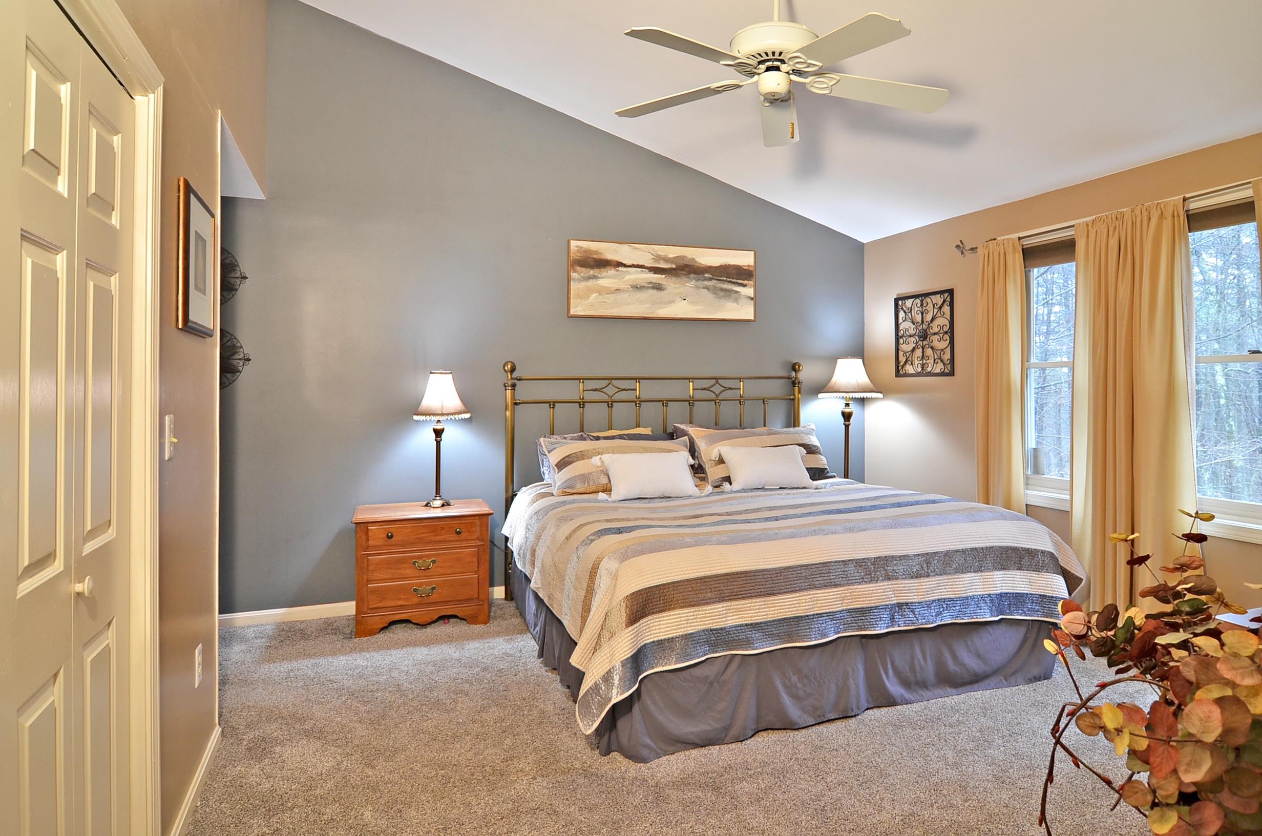 124 King Road Bedford, NH 03110 - Photo 20 of 27