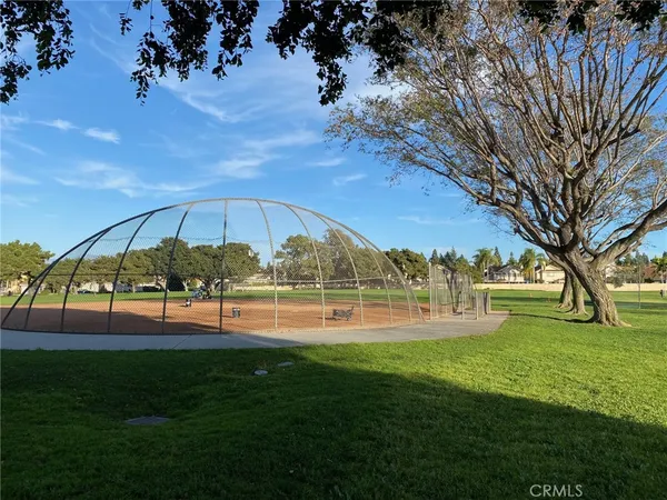 $5,500 | 10 Trapani, Irvine, CA 92614