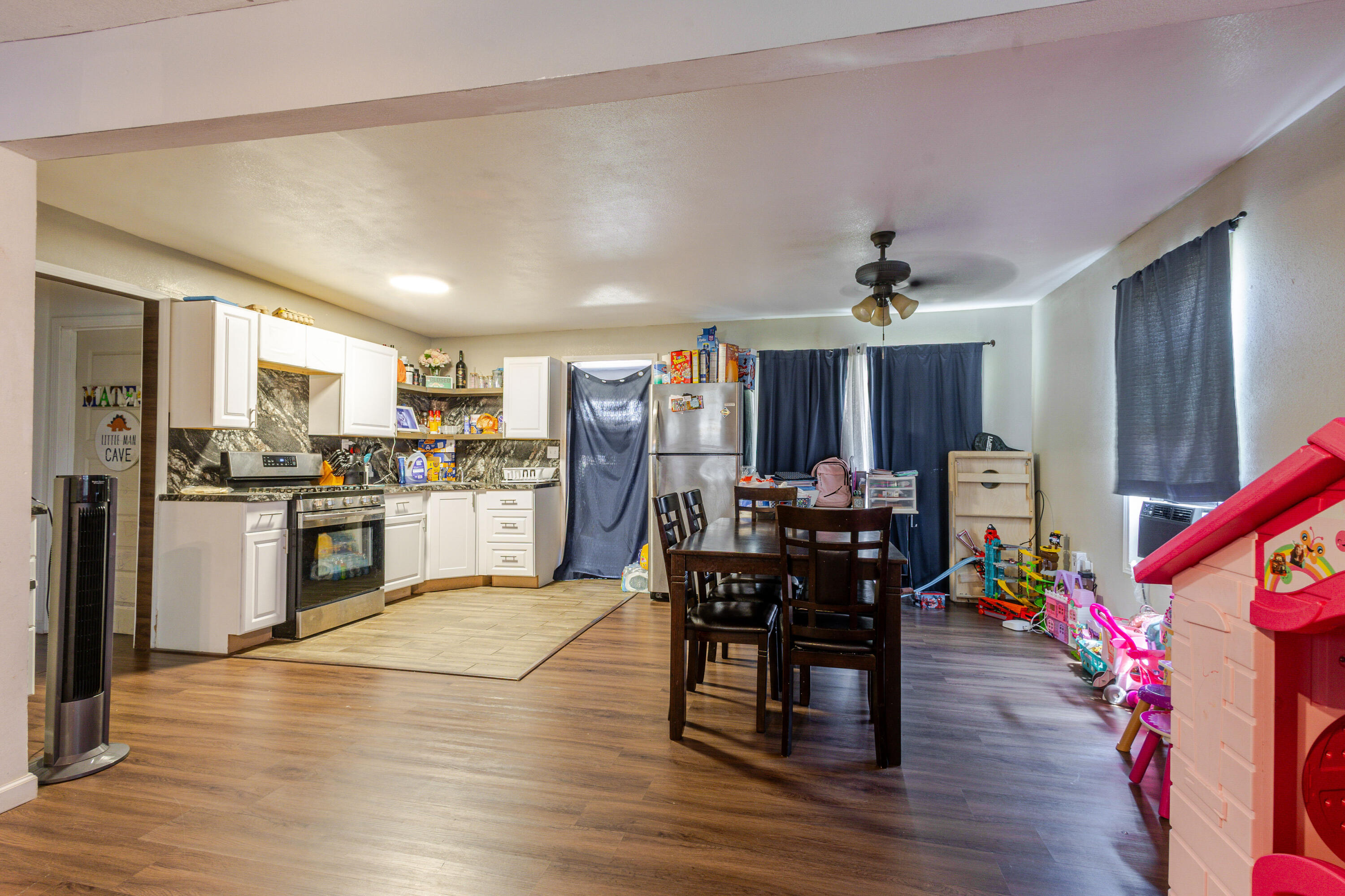 1309 West 23rd Street Plainview, TX 79072 - Photo 8 of 28 IMG_3933-HDR