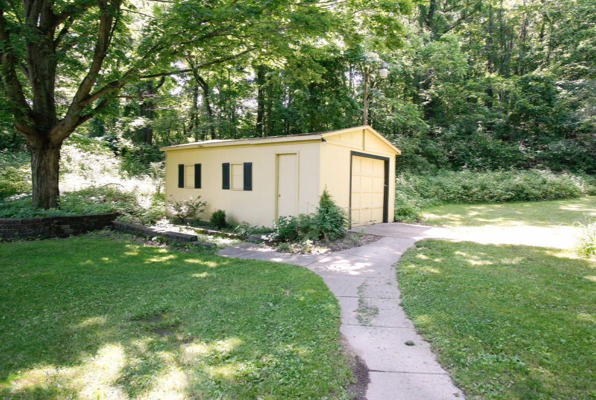 1625 Ravine Road Kalamazoo, MI 49006 - Photo 16 of 23 15029946_15