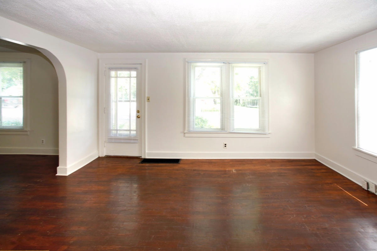1625 Ravine Road Kalamazoo, MI 49006 - Photo 4 of 23 15029946_03