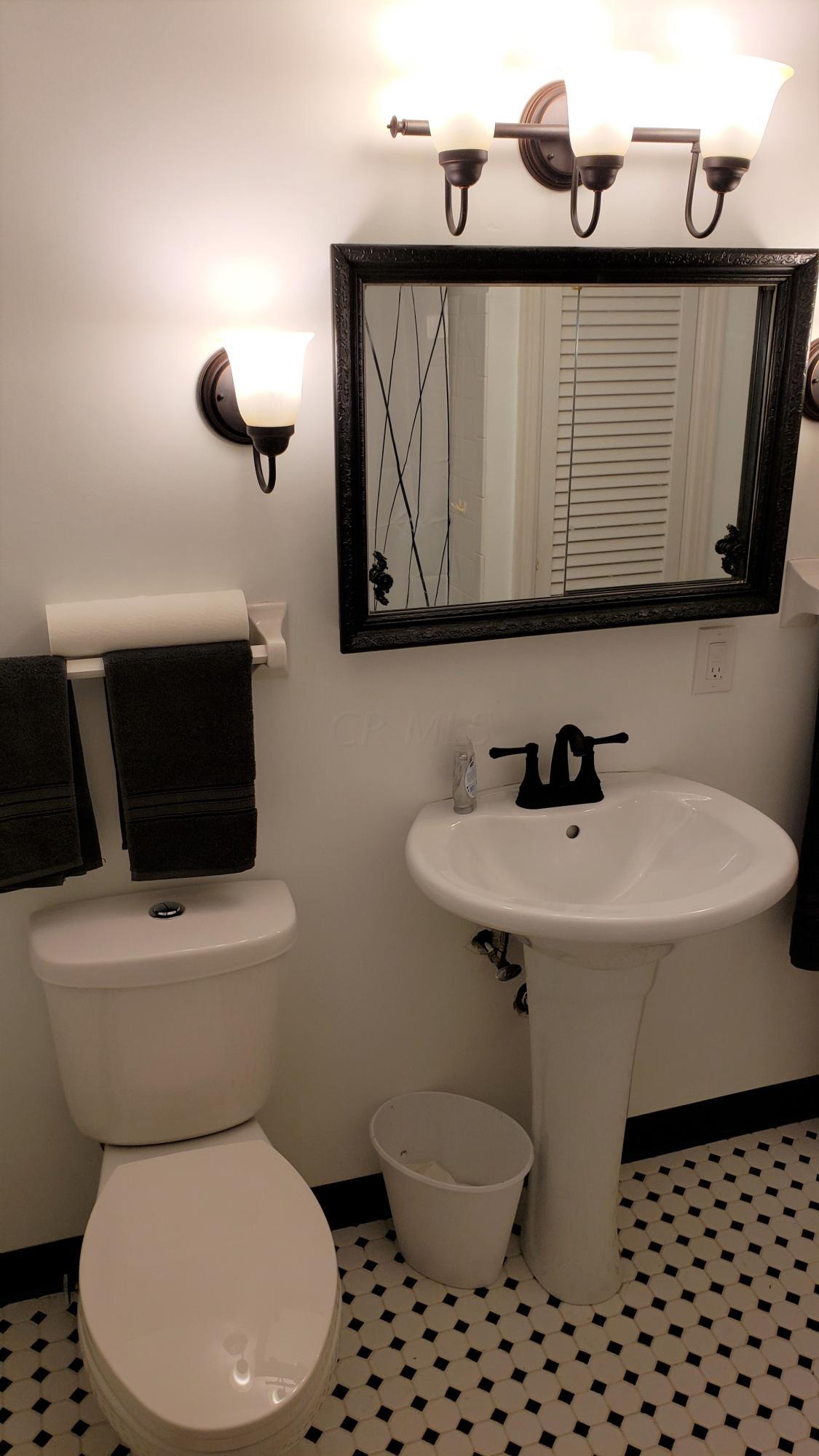 458 Wetmore Road Columbus, OH 43214 - Photo 16 of 33 Gallery Image 16