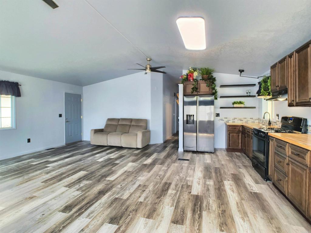 12530 Royal Road, Unit 14 El Cajon, CA 92021 - Photo 3 of 15 Gallery Image 3