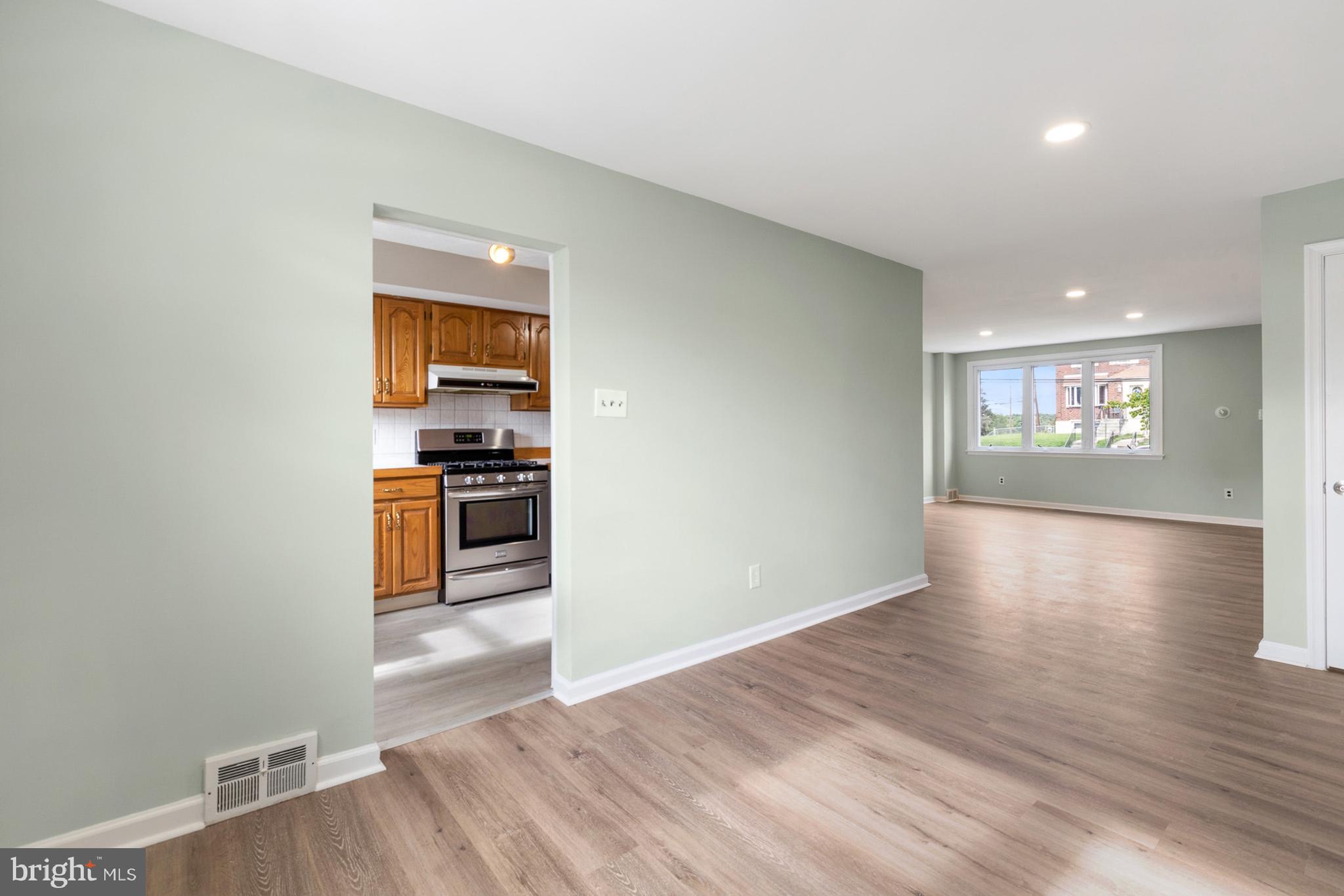 1349 Elson Road Brookhaven, PA 19015 - Photo 11 of 46