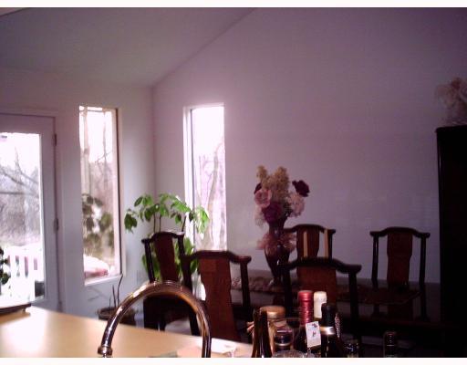 138 Klir Road Pittsburgh, PA 15209 - Photo 4 of 8 Dining Room.