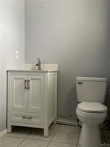 $650 | 412 East 18th Street, Unit A, Weslaco, TX 78596