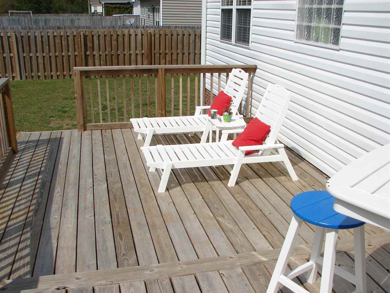 213 Raven Ridge Court Swansboro, NC 28584 - Photo 20 of 22 back deck