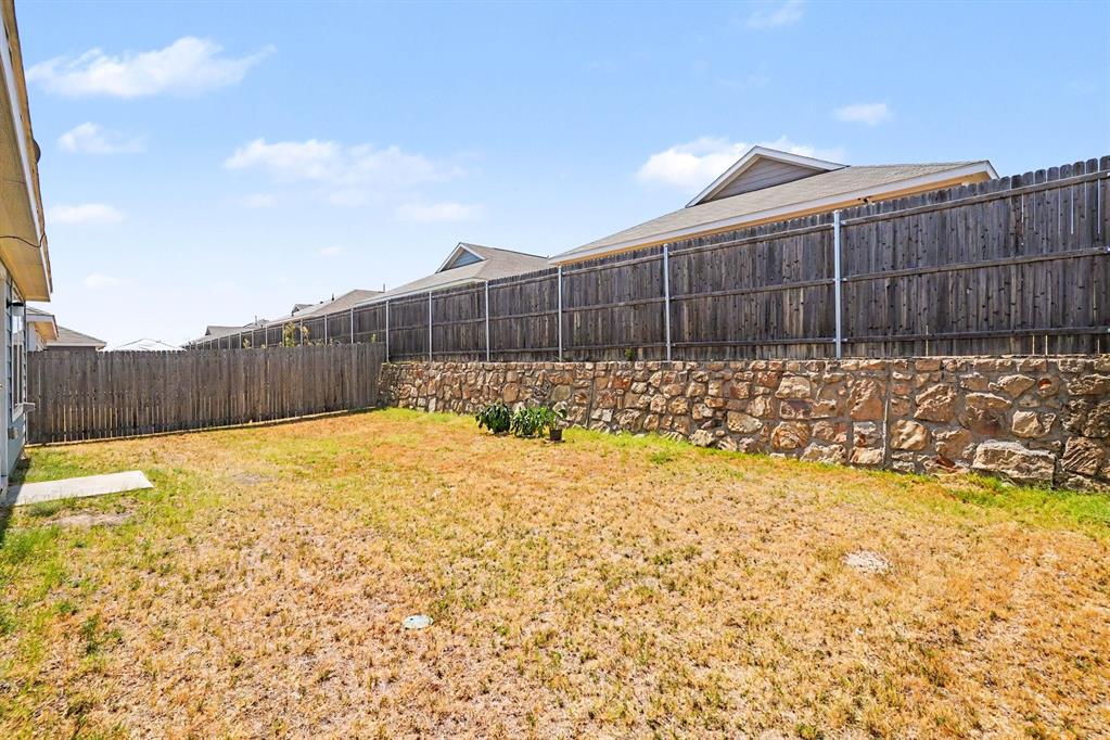 2908 Roy Road Fort Worth, TX 76119 - Photo 26 of 27 Gallery Image 26