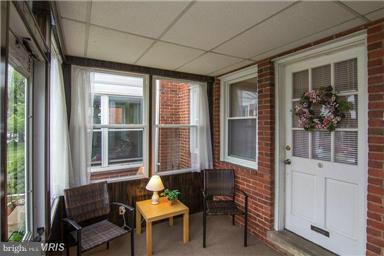 6941 Belclare Road Baltimore, MD 21222 - Photo 2 of 20 Sun Room